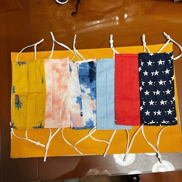 Old Navy Accessories - NWOT-OLD Navy Adult Summer Print Cloth Masks